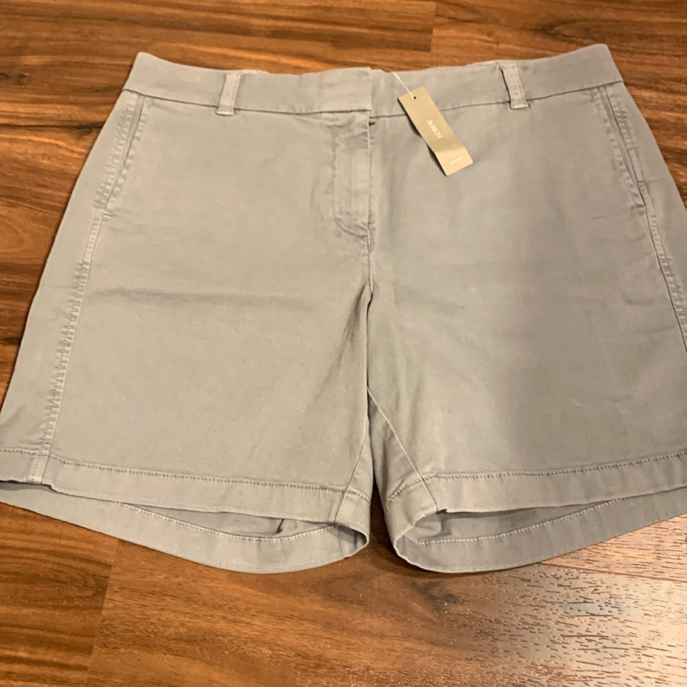 New with tags J.Crew shorts, size 12, gray khaki. Style H5809 - Picture 2 of 7